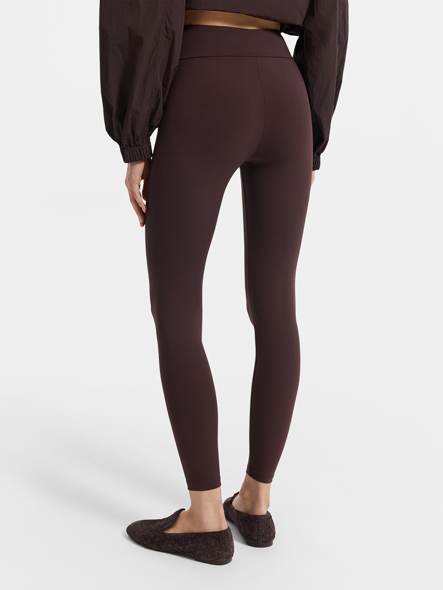 Спортивные легинсы