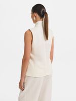 Жилет изо льна и вискозы