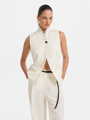 

Жилет изо льна и вискозы