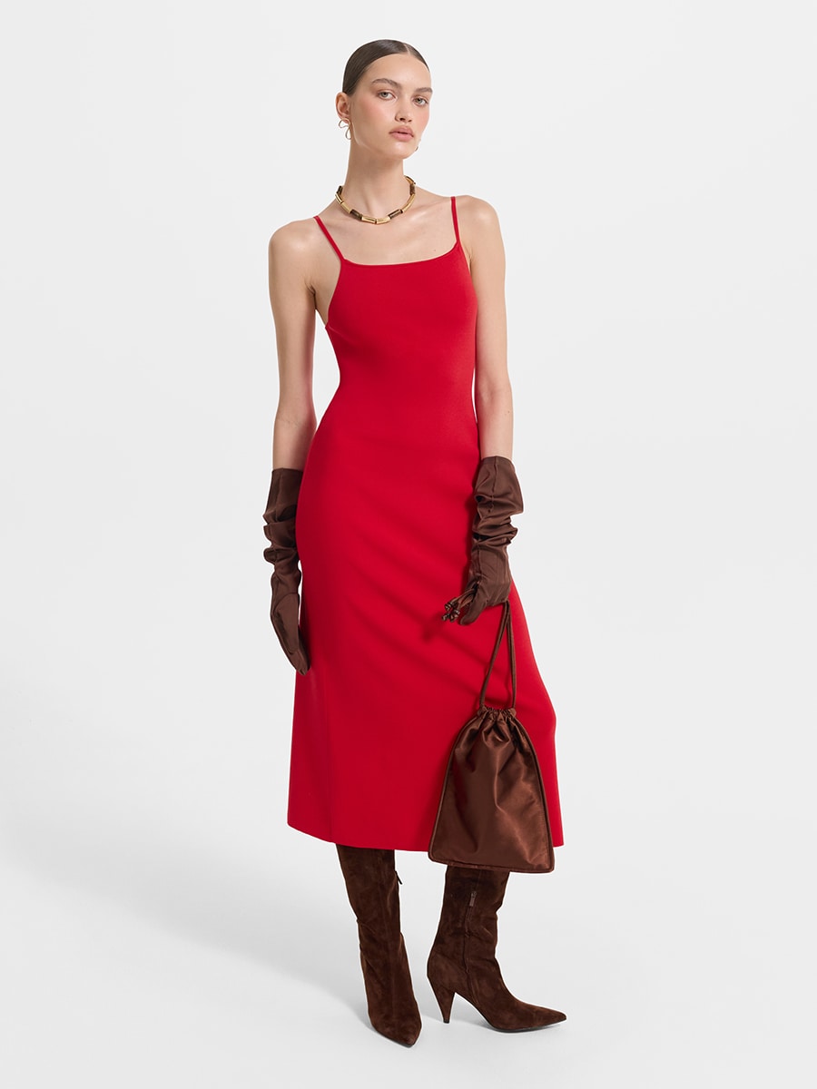 Трикотажное платье миди на бретелях