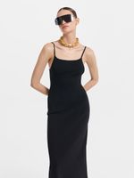 Трикотажное платье на бретелях