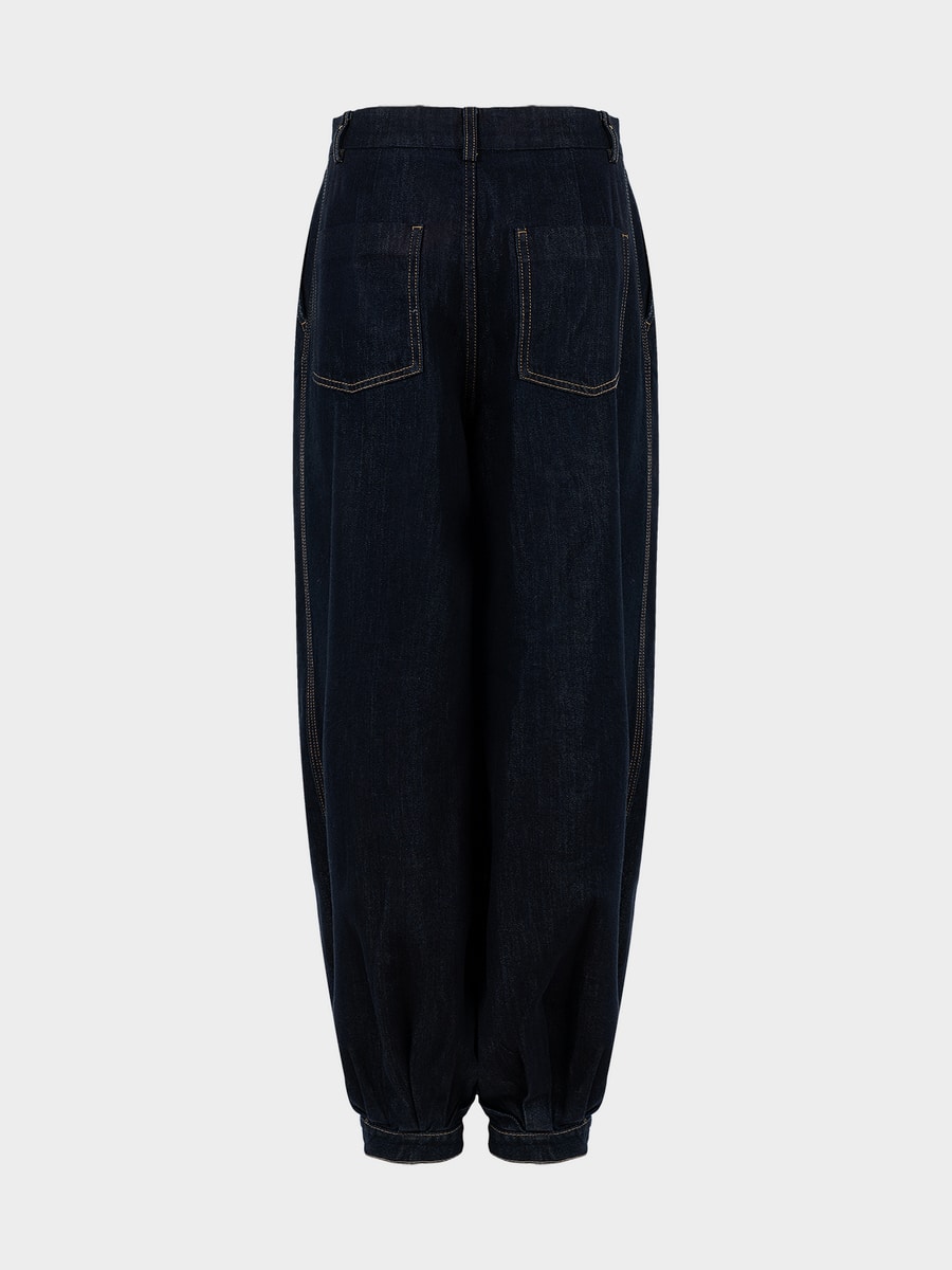 Объемные джинсы с лиоцеллом