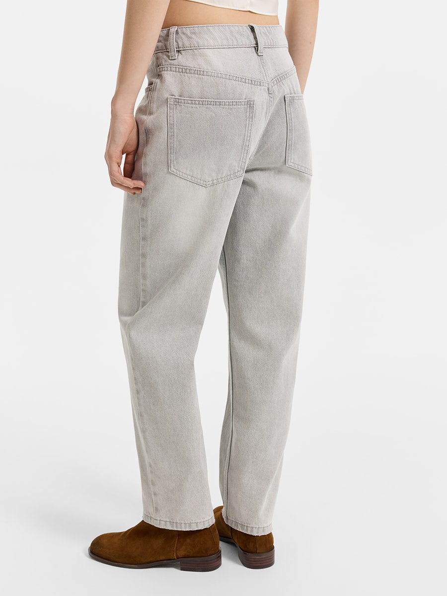 Прямые джинсы со средней посадкой