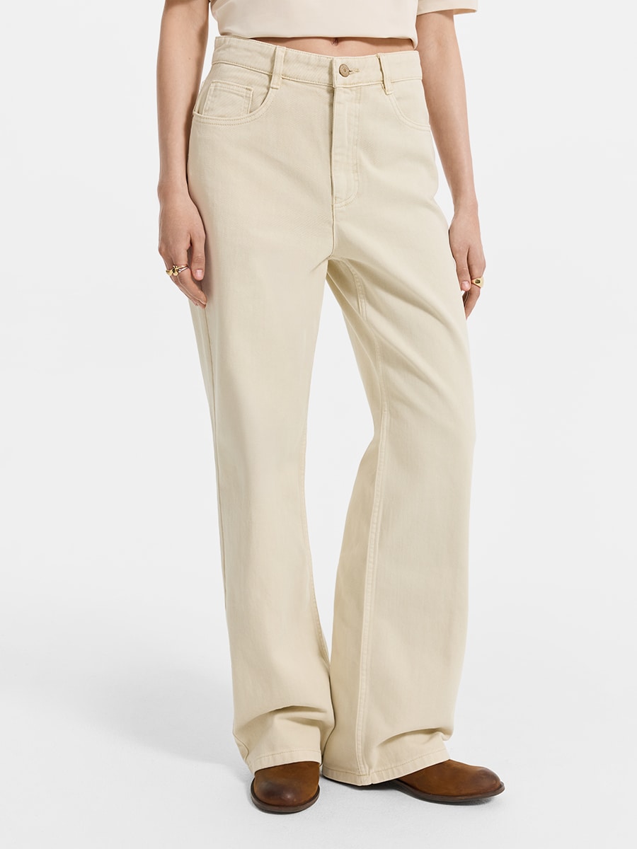 Прямые джинсы 