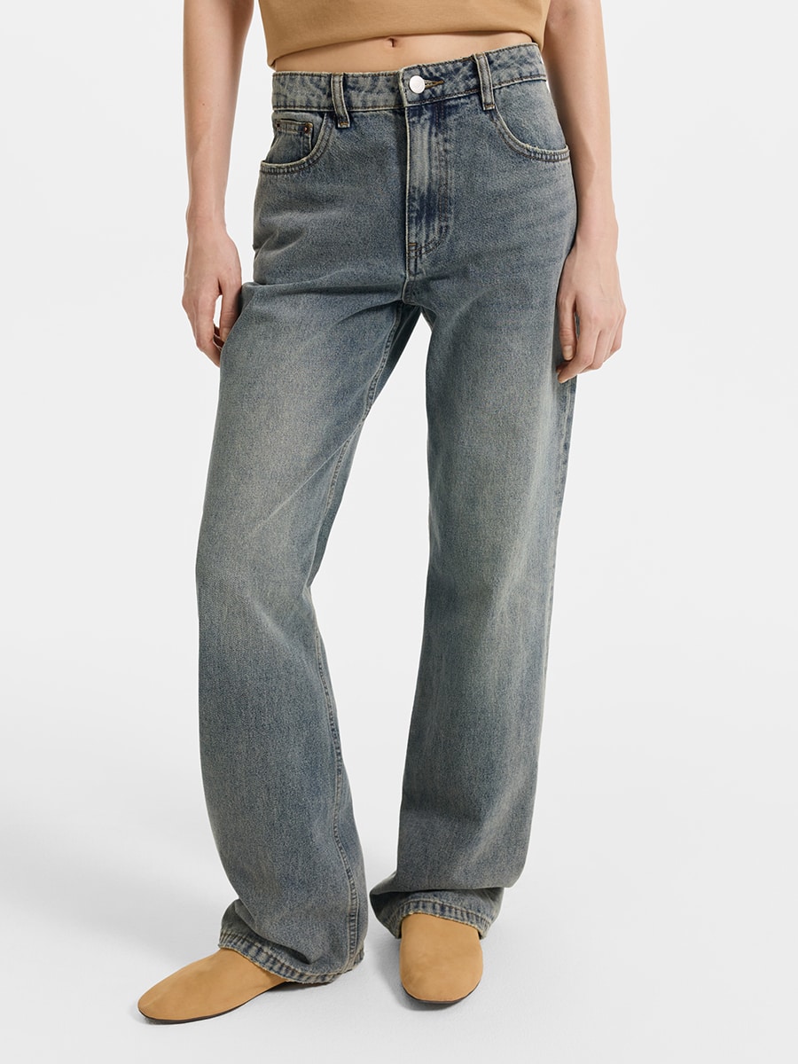 Прямые джинсы