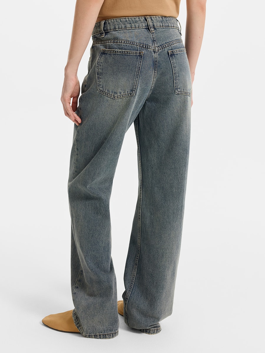 Прямые джинсы