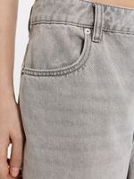 Прямые джинсы 