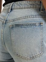 Прямые джинсы