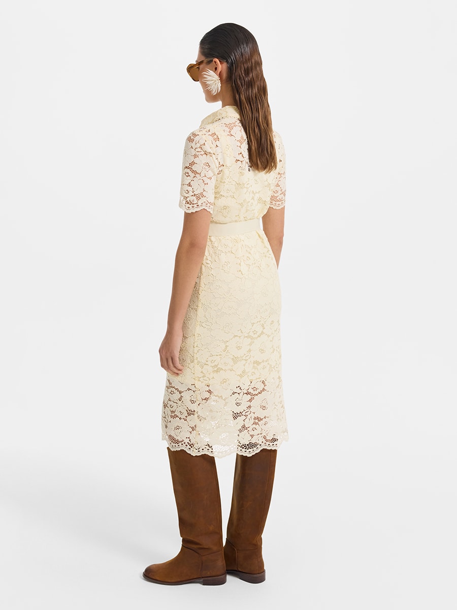 Платье из кружева