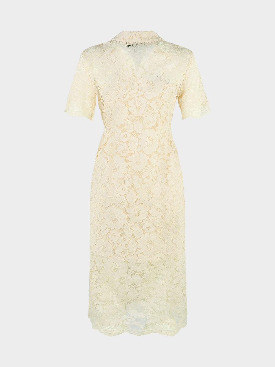 Платье из кружева