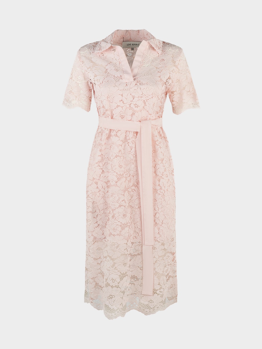 Платье из кружева