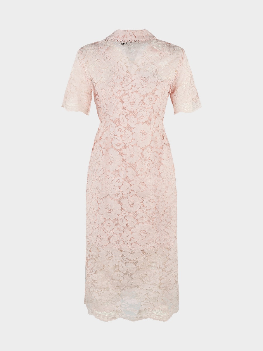 Платье из кружева