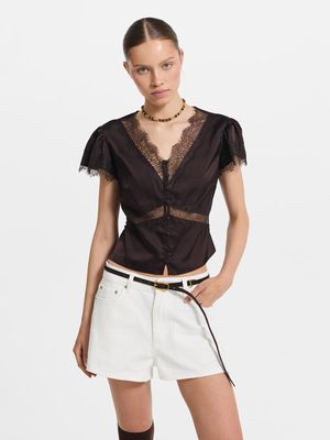 

Блузка из сатина с кружевом