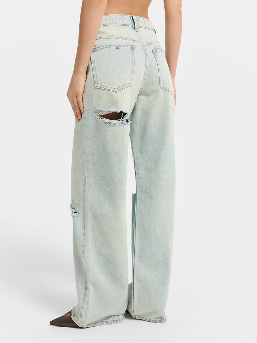 Прямые джинсы 