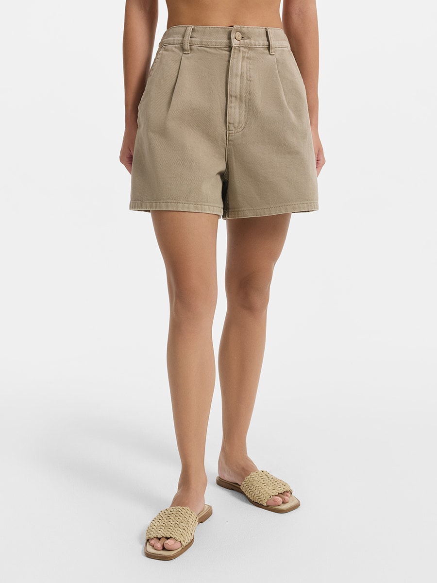 Шорты джинсовые