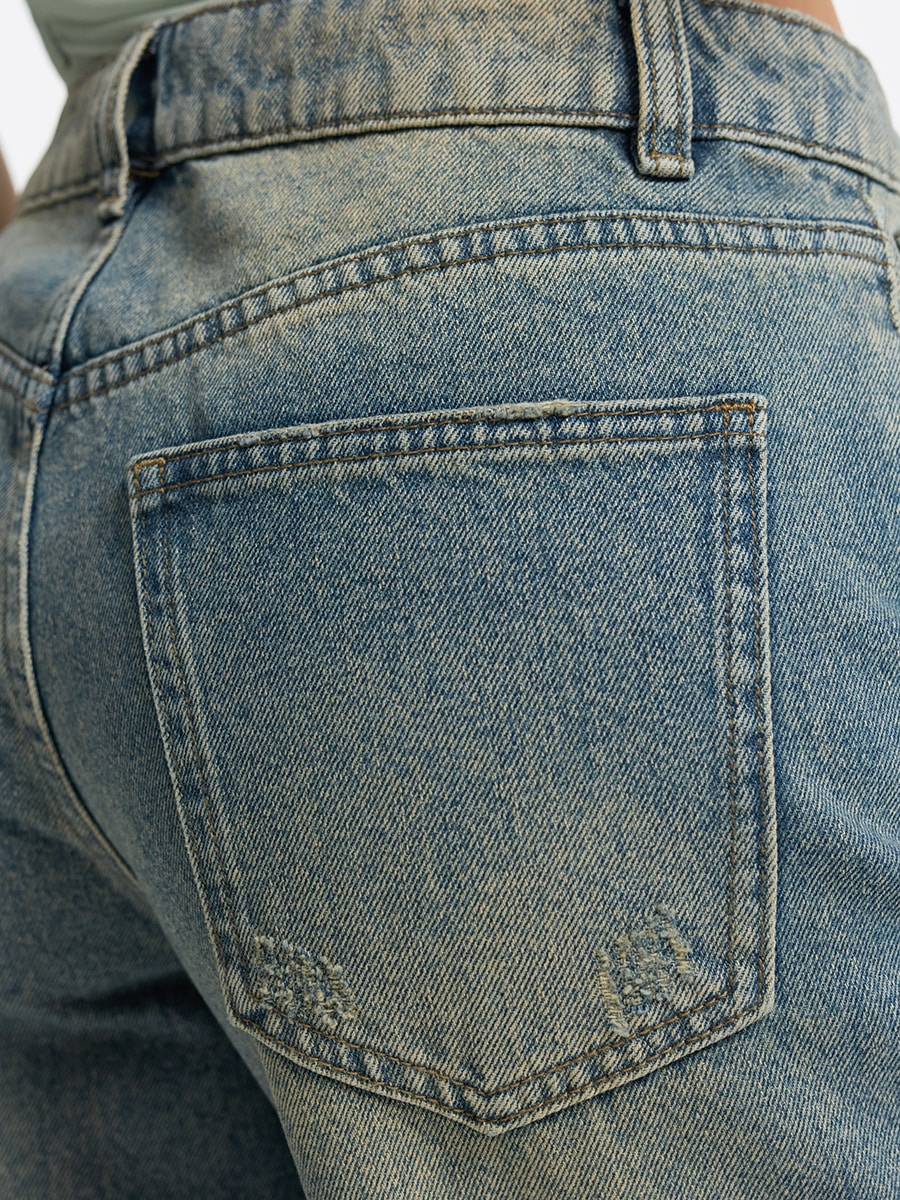Расклешенные джинсы