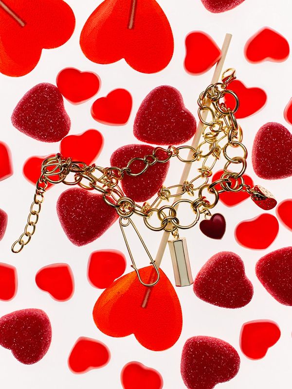 Браслет с подвесками