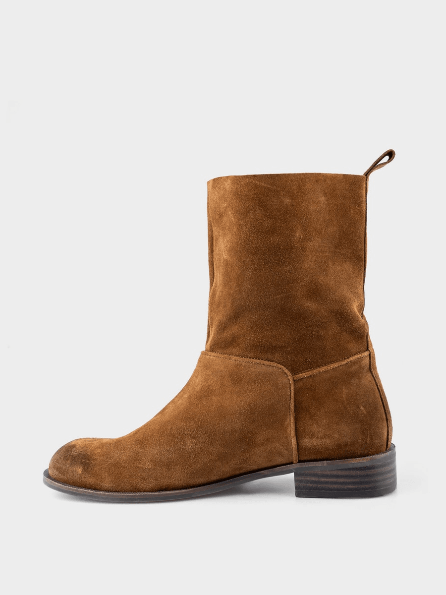 Полусапоги из натуральной замши