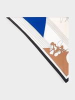 Платок с графичным узором