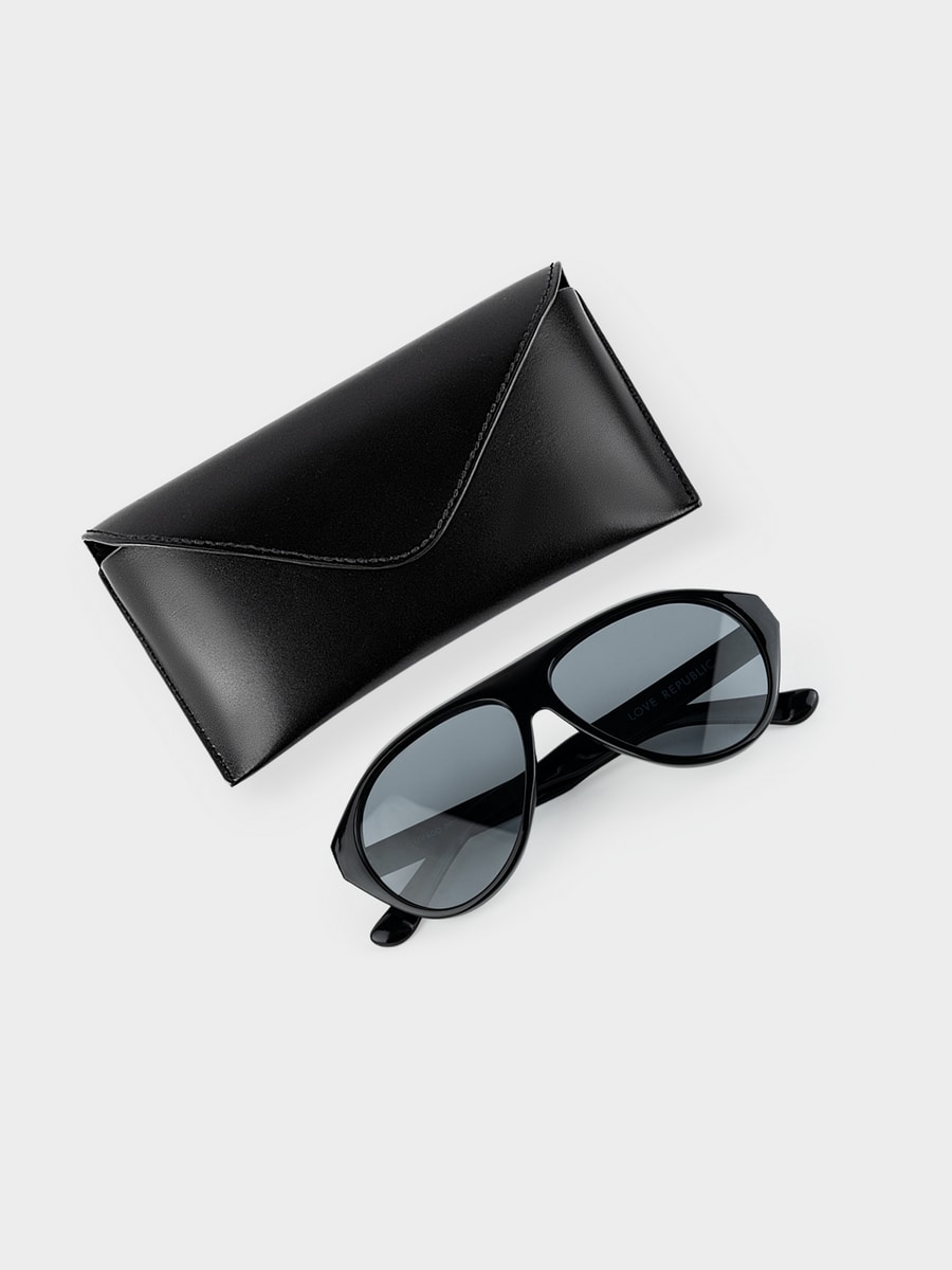 Солнцезащитные очки