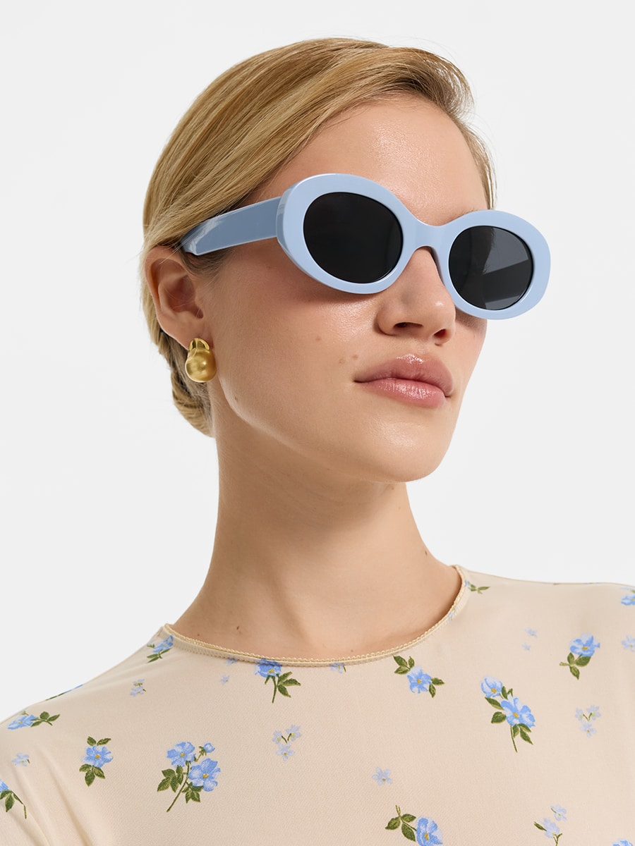 Очки солнцезащитные с футляром