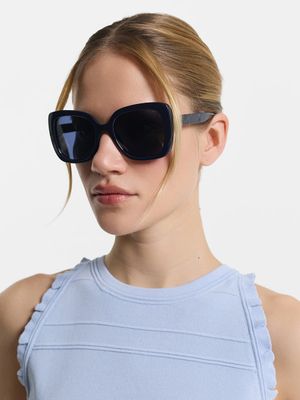 Очки солнцезащитные с футляром 2599₽