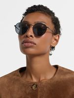 Очки солнцезащитные с футляром женские