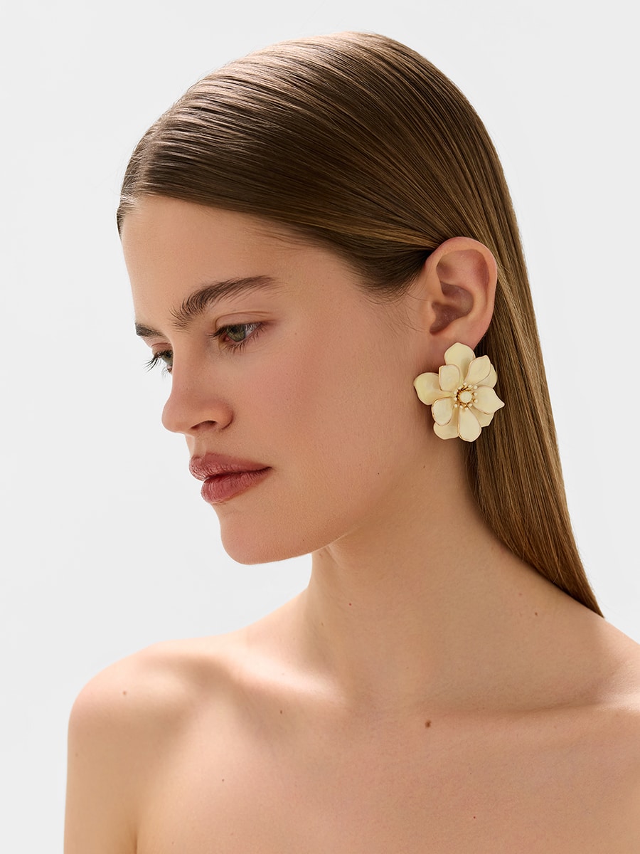 Фигурные серьги-пусеты