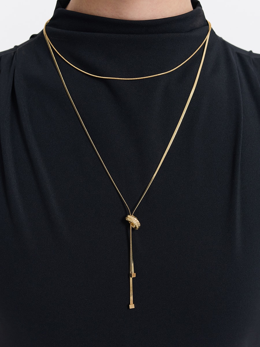 Колье с подвеской