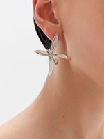 Фигурные серьги из латуни