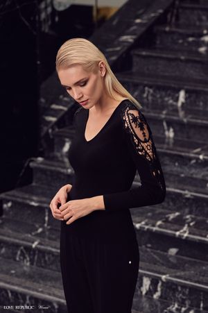

Джемпер женский